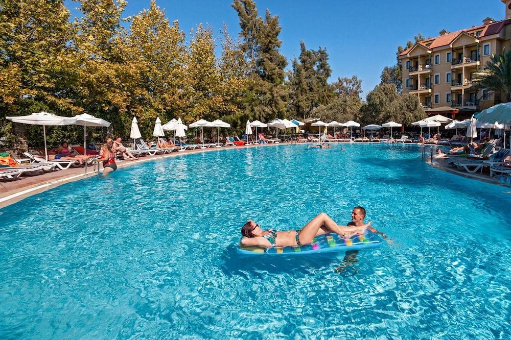 Hotel Dosi 4*